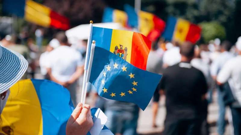 Эксперт считает, что ради вступления в ЕС Молдавия убивает свою экономику