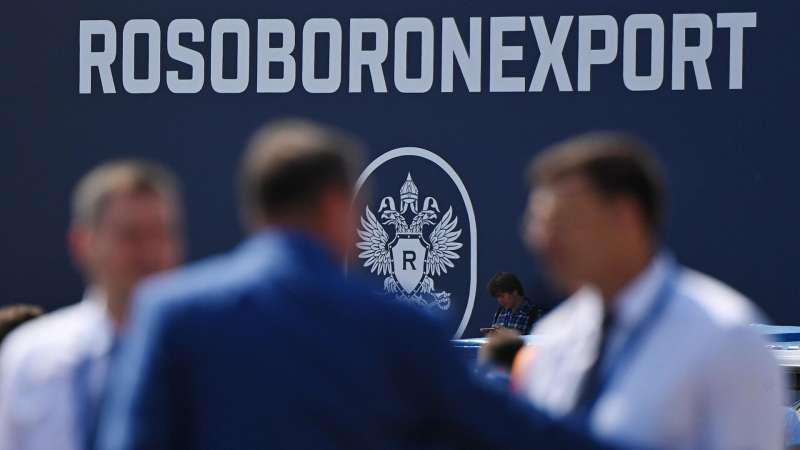 "Рособоронэкспорт" решил проблемы по контрактам без SWIFT, доллара и евро