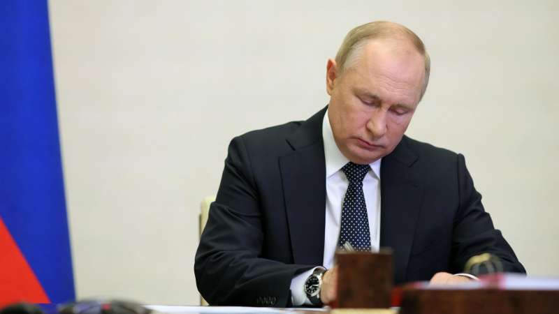 Путин подписал указ о праве ЭЗО не раскрывать информацию о деятельности