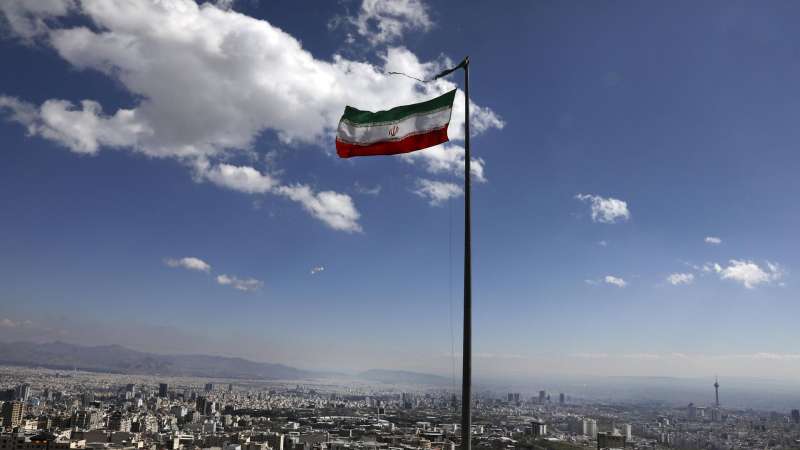 Тегеран и Москва полностью отказались от SWIFT, заявил ЦБ Ирана