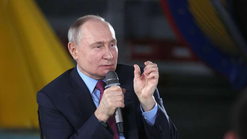 Путин отметил особый вклад "Газпрома" в технологический суверенитет России