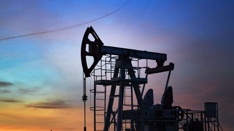 Алжир, Оман, Ирак и ОАЭ объявили, что продлят сокращение добычи нефти
