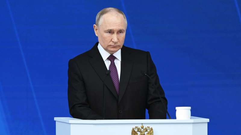 Инициативы из послания вписываются в бюджет, заявил Путин