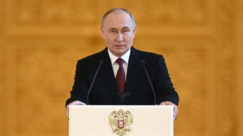 Путин заявил о сильной динамике в российской экономике