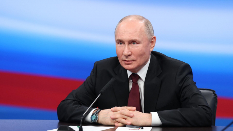 Развитие БАМа увеличит экспортные возможности России, заявил Путин