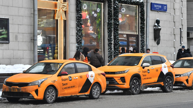 ФАС обсудит с "Яндексом" вопросы по тарифам такси