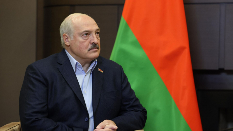 Лукашенко назвал темы, которые планирует обсудить с Путиным