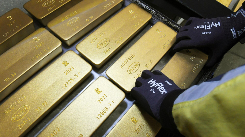 Россия впервые вошла в пятерку крупнейших поставщиков золота в Гонконг