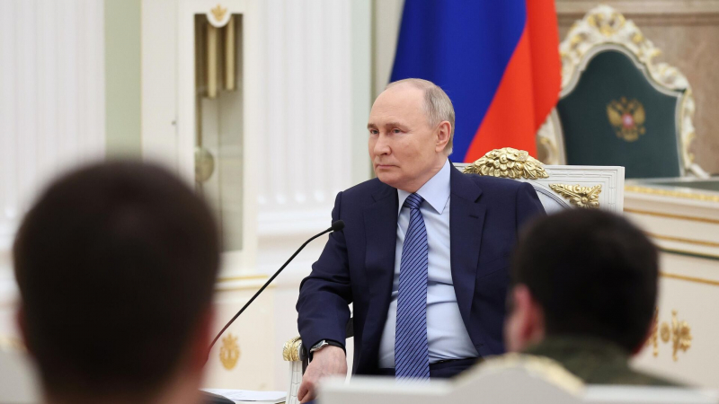 "Сбер" видит перспективы по многим отраслям, заявил Путин